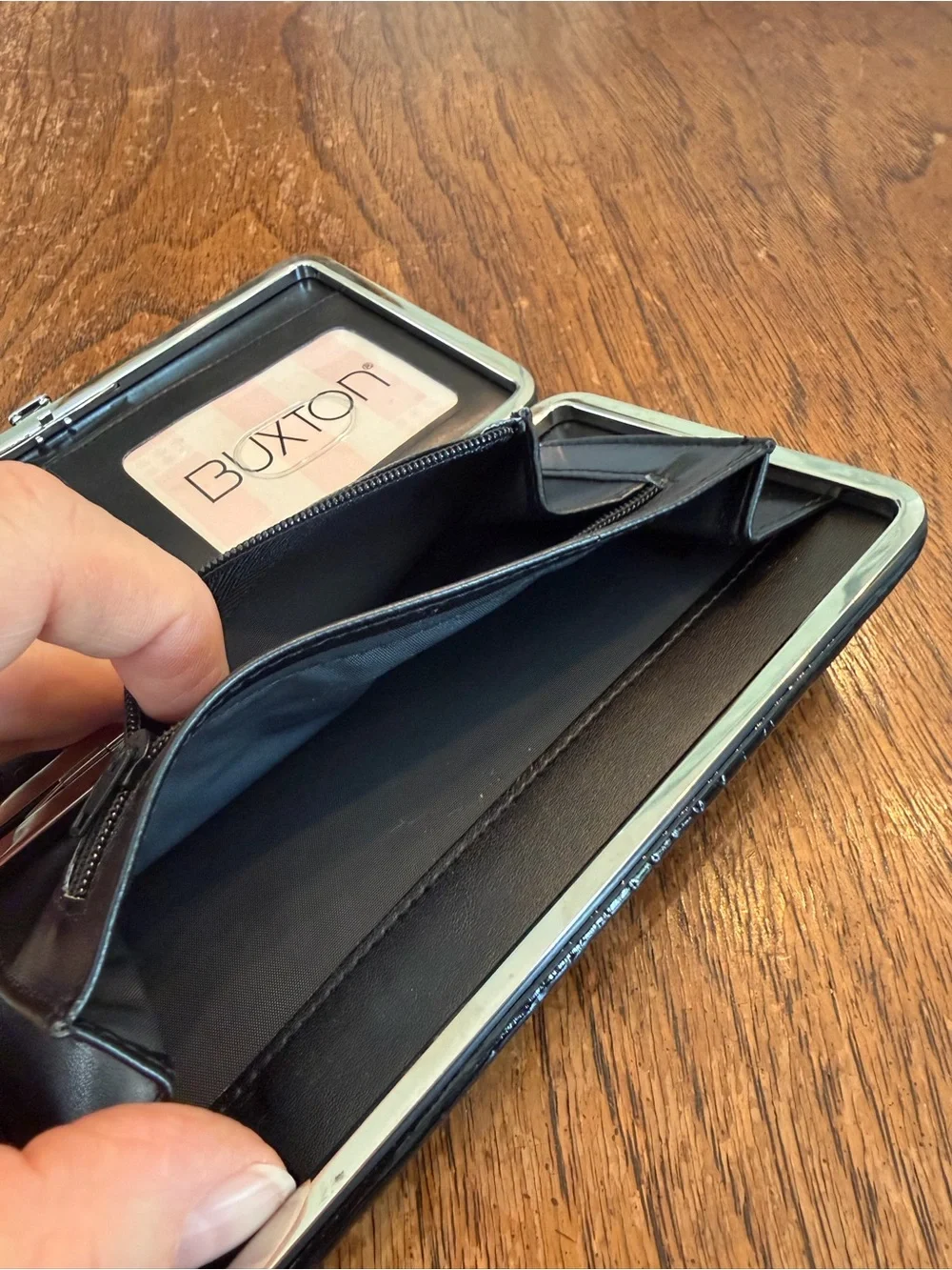 Buxton Black croc embossed Leather Clasp Wallet Organizer